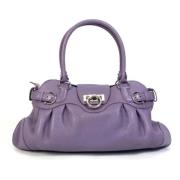 Pre-owned Leather handbags