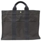 Pre-owned Canvas totes