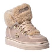 Trainers in beige suede and sheepskin