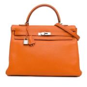 Pre-owned Leather handbags