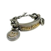 Pre-owned Metal bracelets