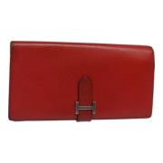 Pre-owned Leather clutches