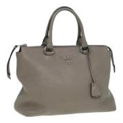 Pre-owned Leather handbags