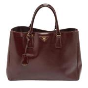 Pre-owned Leather prada-bags