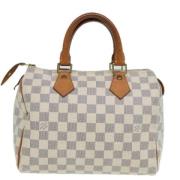 Pre-owned Canvas handbags