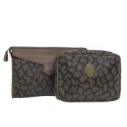 Pre-owned Leather clutches