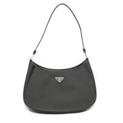 Pre-owned Leather handbags