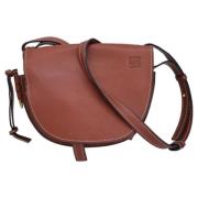 Pre-owned Leather shoulder-bags