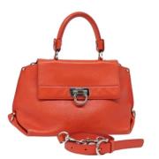 Pre-owned Leather handbags