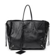 Pre-owned Leather handbags