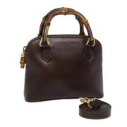 Pre-owned Leather handbags