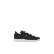 Kontraststikking Skinn Sneakers