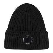 Svart Ribbestrikket Beanie Lue