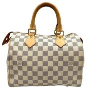 Pre-owned Canvas handbags