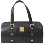 Pre-owned Leather handbags