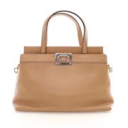 Pre-owned Leather handbags