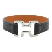 Pre-owned Leather bracelets