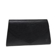 Pre-owned Leather clutches