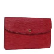 Pre-owned Leather clutches