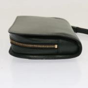 Pre-owned Leather clutches