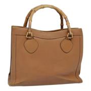 Pre-owned Leather handbags