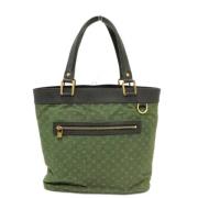 Pre-owned Fabric handbags