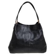 Pre-owned Leather shoulder-bags