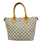 Pre-owned Fabric handbags