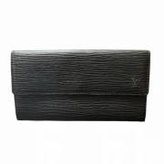 Pre-owned Leather wallets