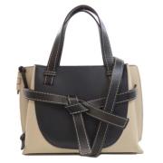 Pre-owned Leather handbags