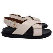 Pre-owned Leather sandals