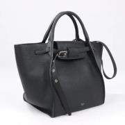 Pre-owned Leather handbags