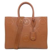 Pre-owned Leather handbags