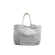 Pre-owned Canvas totes