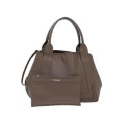 Pre-owned Leather handbags