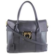 Pre-owned Leather handbags