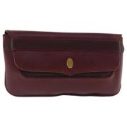 Pre-owned Leather clutches