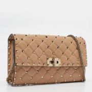 Pre-owned Leather clutches