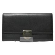 Pre-owned Leather wallets