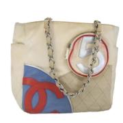 Pre-owned Canvas handbags