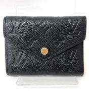 Pre-owned Leather wallets