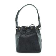 Pre-owned Leather handbags