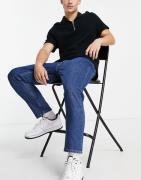 Calvin Klein Jeans dad fit jeans in mid wash-Blue