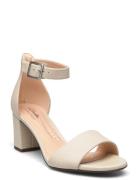 Deva Mae D Beige Clarks