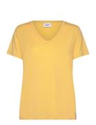 Adeliasz V-N T-Shirt Yellow Saint Tropez