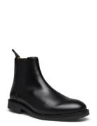 Classic Chelsea Boot - Pull Up Leather Black S.T. VALENTIN