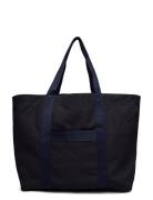 Canvas Berta Bag Navy Becksöndergaard