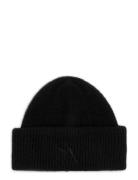 Signe Beanie Black SUI AVA