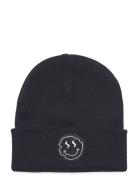 Smiley Beanie Black Pica Pica