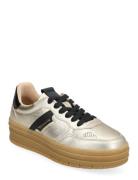 Women Lace-Up Gold Tamaris